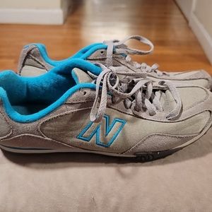 Great condition New Balance 442 running shoe